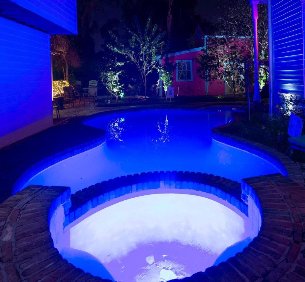 4 Bedroom - Sleeps 8! Celebrity Villa Next To Frenchman St Ню Орлиънс Екстериор снимка